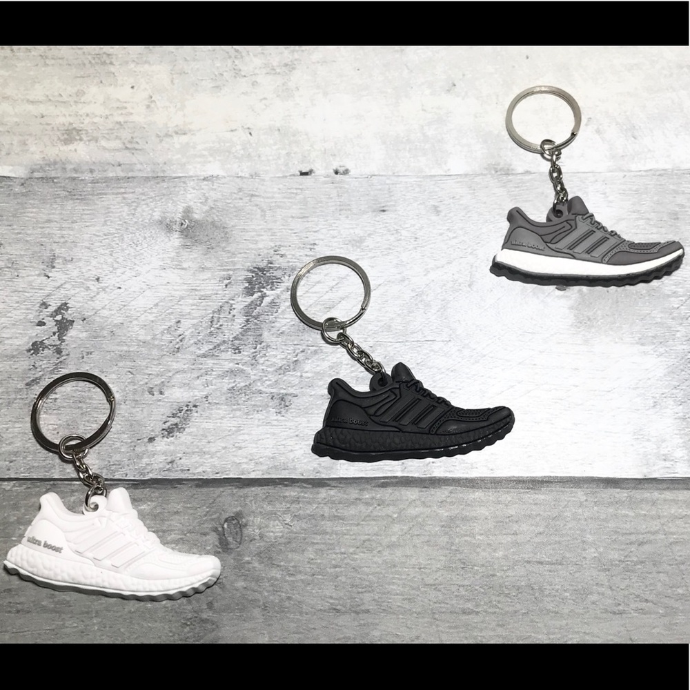 🔥Adidas Keychain 3pk